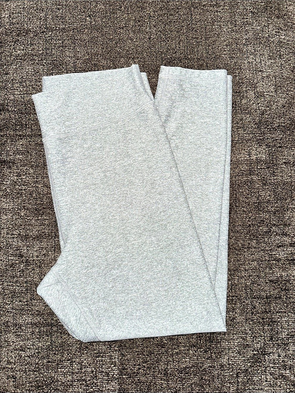 Old Navy Cloud+ Go-Dry High-Rise Leggings Gray